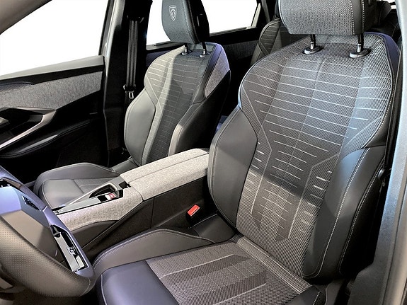 Peugeot 5008 5 of 5