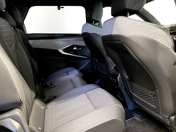 Peugeot 5008 14 of 19