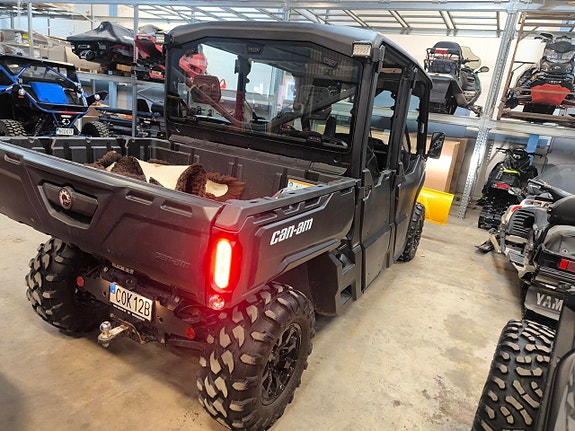 Can-Am Traxter HD10 Max Momsad 3 of 7