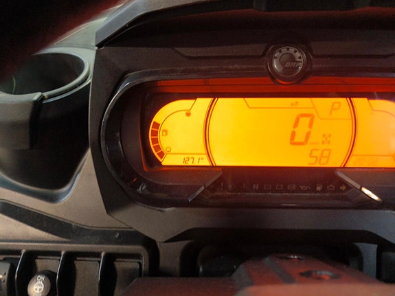Can-Am Traxter HD10 Max Momsad 7 of 7