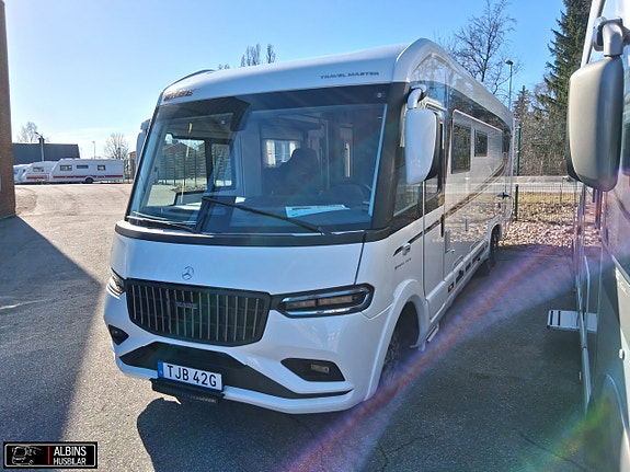 Kabe Imperial Travel Master 910 QB / Cinderella / Hydrauliska stödben 2 of 21