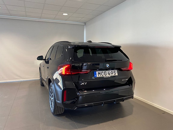 BMW X1 10 of 11