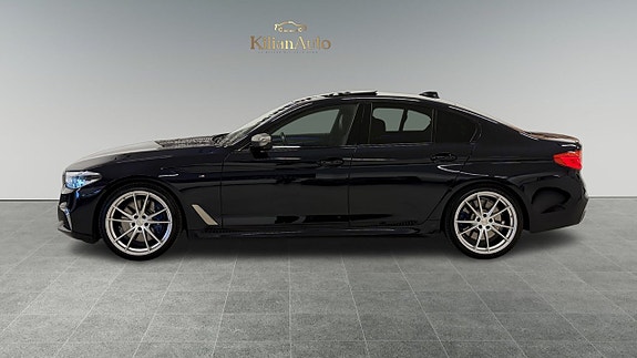 BMW M5 2 of 5