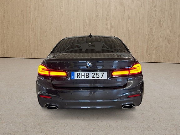 BMW 530xd 14 of 14