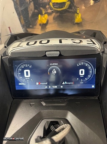 Ski-Doo Renegade XRS 850 E-TEC SAS 5 of 7