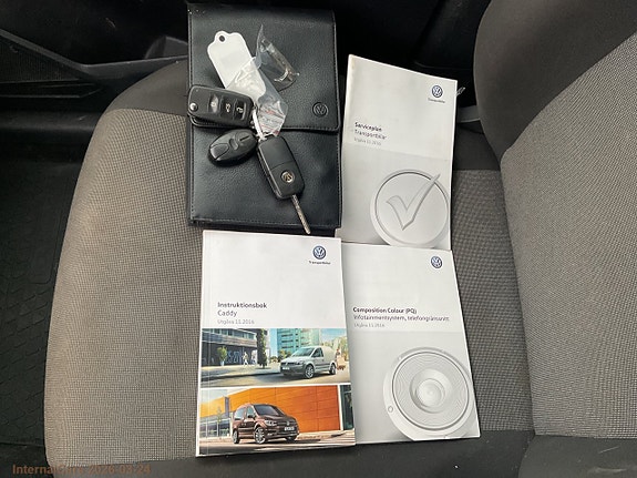 Volkswagen Caddy Maxi 17 of 30