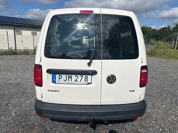 Volkswagen Caddy Maxi 5 of 30