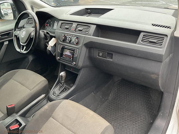 Volkswagen Caddy Maxi 13 of 30