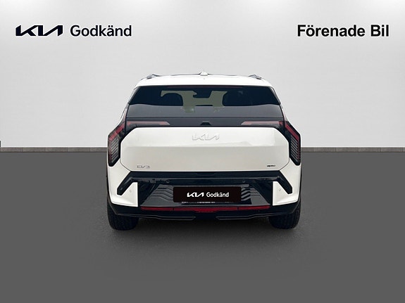 Kia EV3 5 of 5
