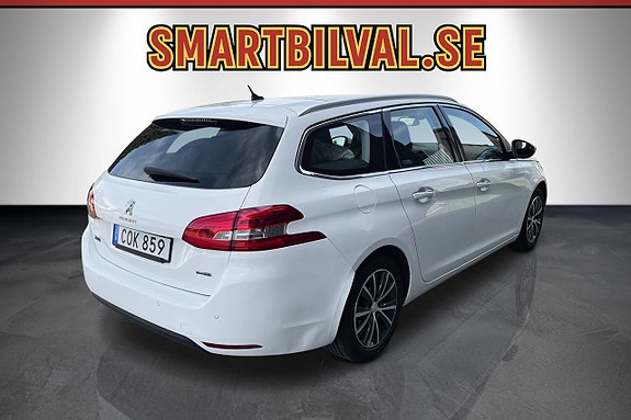 Peugeot 308 SW 13 of 30