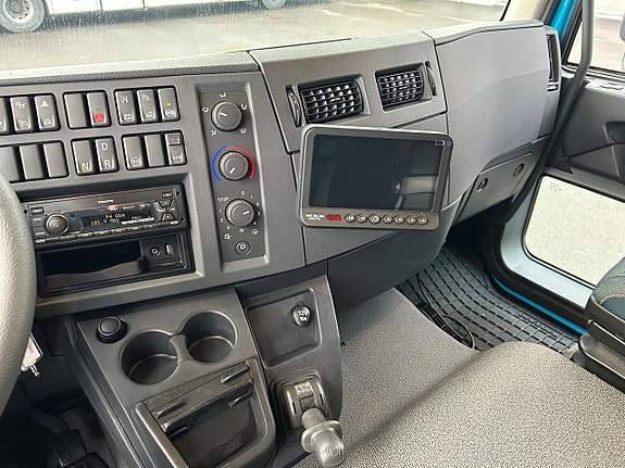 Volvo FL ELECTRIC Höj o Sänk skåp 6 of 7