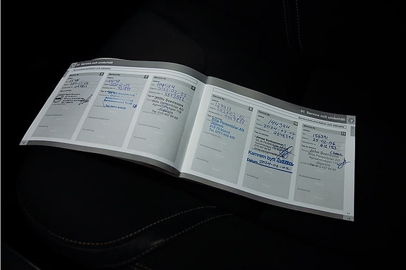 Volvo V40 13 of 14