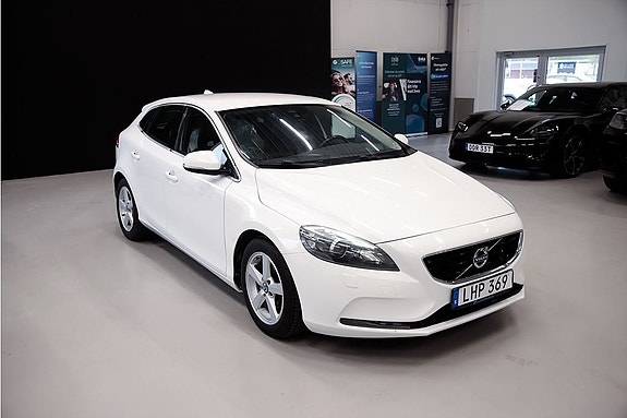 Volvo V40 5 of 5