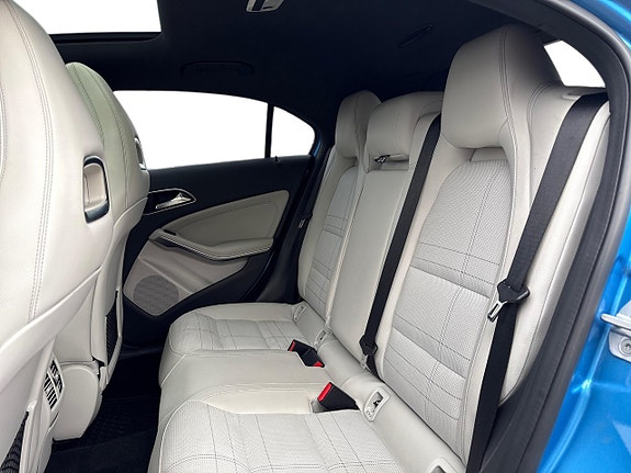 Mercedes-Benz A180 8 of 9