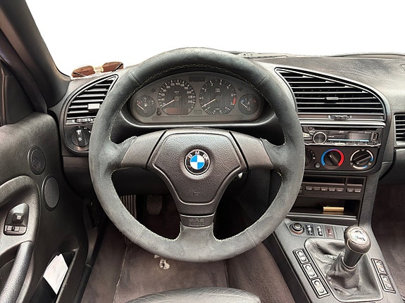 BMW 328 9 of 17
