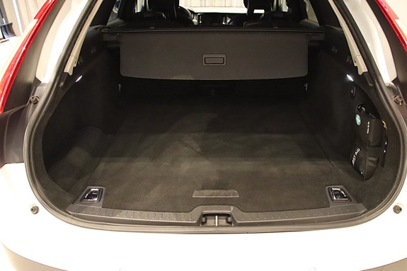 Volvo V90 Cross Country 5 of 5