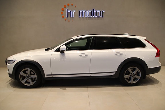 Volvo V90 Cross Country