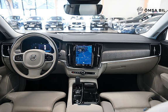 Volvo V90 13 of 28