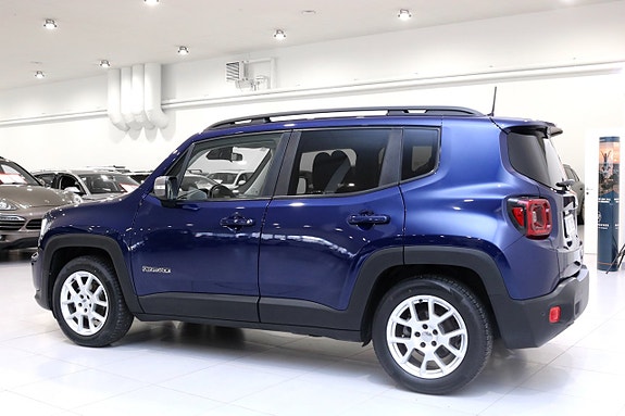Jeep Renegade 5 of 22