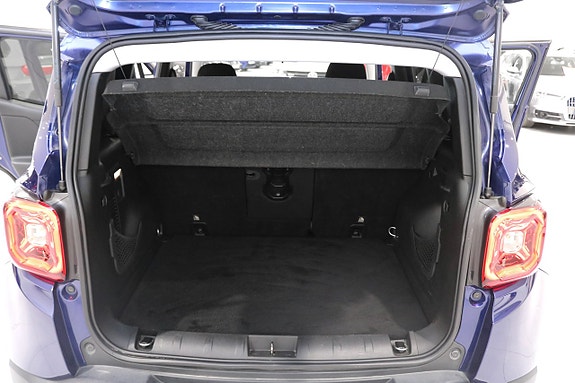 Jeep Renegade 17 of 22