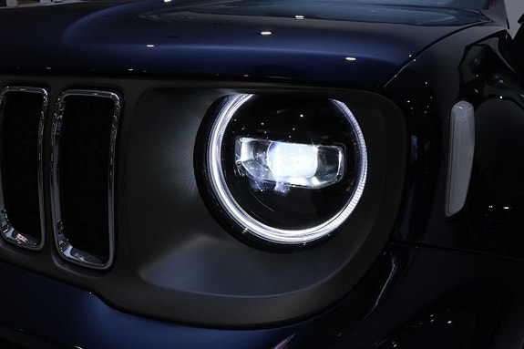 Jeep Renegade 8 of 22