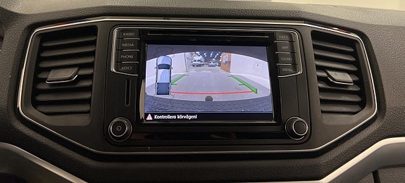 Volkswagen Amarok 10 of 22