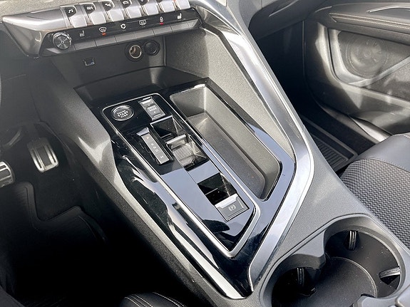 Peugeot 5008 13 of 19