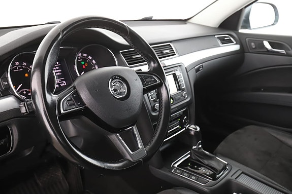 Skoda Superb 12 of 30
