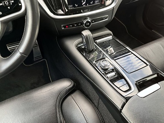 Volvo S60 17 of 18