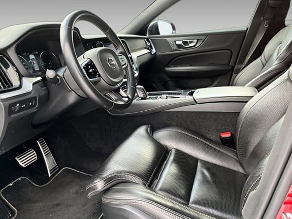 Volvo S60 12 of 18