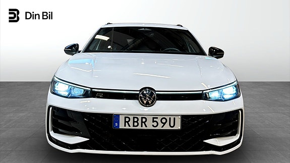 Volkswagen Passat 4 of 5