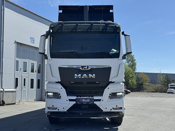 Schaktbil MAN TGX 35.510 8X4-4 BL CH -2022 | ... via auktion 8 of 27