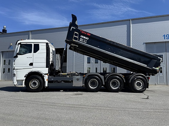 Schaktbil MAN TGX 35.510 8X4-4 BL CH -2022 | ... via auktion 2 of 27