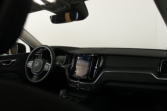 Volvo XC60 24 of 30
