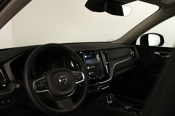 Volvo XC60 21 of 30