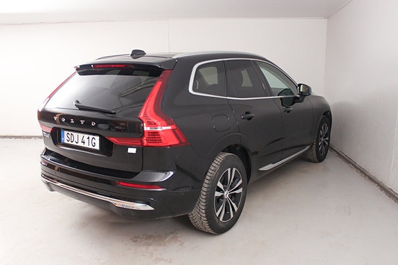 Volvo XC60 14 of 30
