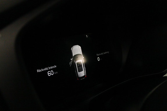 Volvo XC60 23 of 30
