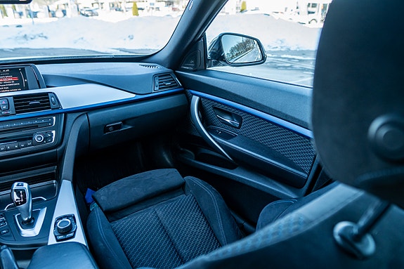 BMW 320d 15 of 24
