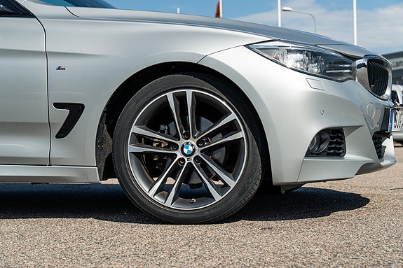 BMW 320d 6 of 24