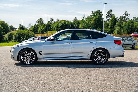 BMW 320d 4 of 24