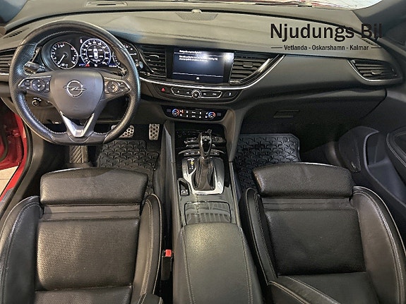 Opel Insignia 10 of 13