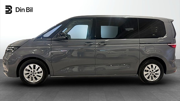 Volkswagen Multivan 2 of 5