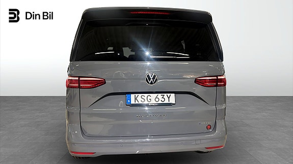 Volkswagen Multivan 5 of 5