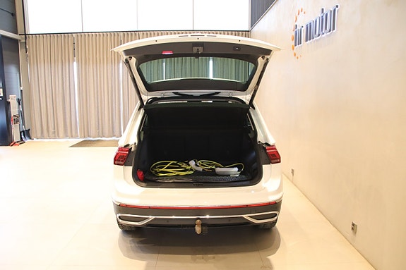 Volkswagen Tiguan 7 of 17