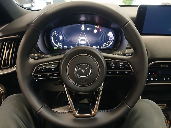 Mazda CX-60 9 of 19