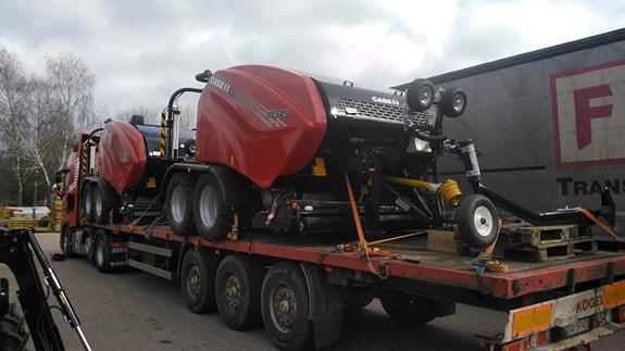 Case IH RB545 Silagepack rundbalspress 5 of 5