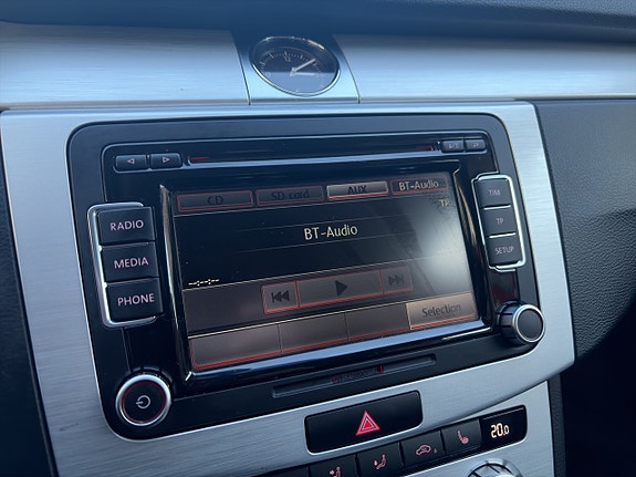 Volkswagen Passat Alltrack 16 of 16