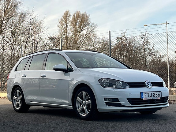 Volkswagen Golf VII 2 of 23