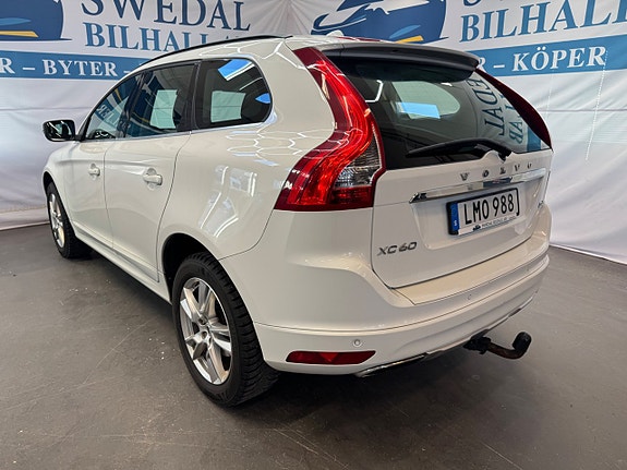 Volvo XC60 6 of 23