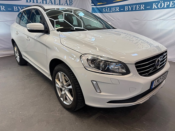 Volvo XC60 2 of 5